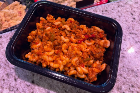 Macaroni bolognese